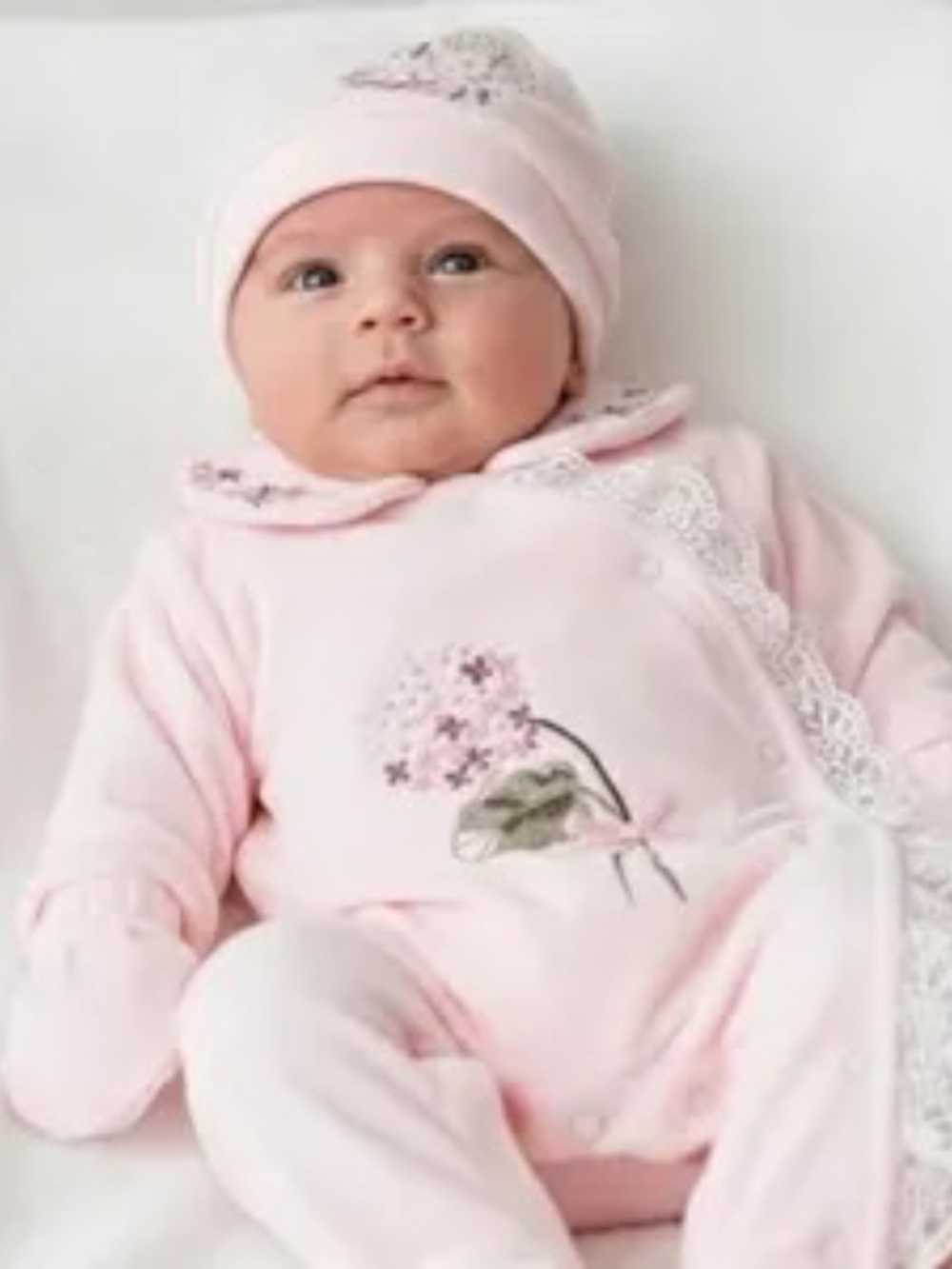 Velvet embroidered Newborn Girl Set 🌸 NEW